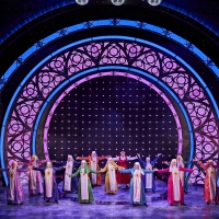 Photos: First Look at Jennifer Saunders, Beverley Knight, Keala Settle & More in…
