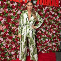 Photos: PRETTY WOMAN Celebrates One Year Back in the West End at Gala Event