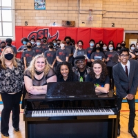 Photos: NYC Students Sing with the Queens from SIX Photo