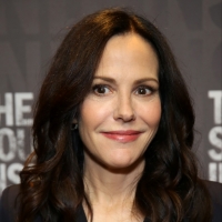 Mary-Louise Parker Will Lead WEEDS Sequel Series Photo