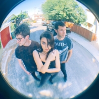 LA-based indie-rock band, RVRSIDE, drops alt-grunge 'Welcome to Paradise' cover Video