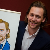 Photo Coverage: Tom Hiddleston Receives Portrait at Sardi's Photo