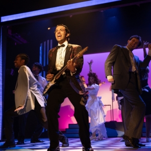 The New London Barn Playhouse Opens Its MainStage Production Of THE WEDDING SINGER Photo