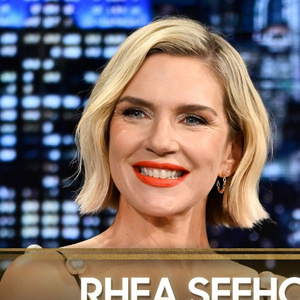Rhea Seehorn Reveals Vince Gilligan Wrote PLURIBUS Just for Her Photo