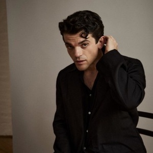 Edward Bluemel to Play Detective Hercule Poirot in New Agatha Christie Series Photo