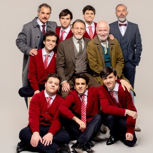 Juanjo Artero encabeza el estreno de EL CLUB DE LOS POETAS MUERTOS al Teatro La Latin Photo