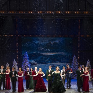 Review: IRVING BERLIN'S WHITE CHRISTMAS at Paramount Theatre Aurora, IL