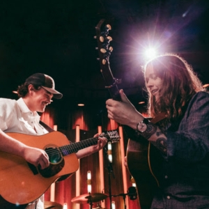 Zach Top Debuts 3-Song EP Featuring Billy Strings Photo