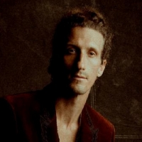 David Shaw Releases New Holiday Single 'Blue Christmas'