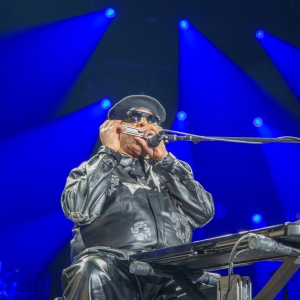 Review: STEVIE WONDER - SING YOUR SONG! at Target Center Minneapolis Photo