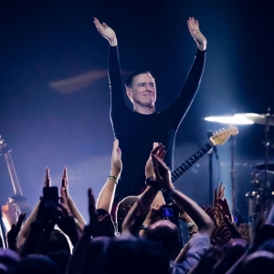 Bryan Adams 'Live at the Royal Albert Hall' Concert to Air on PBS Video