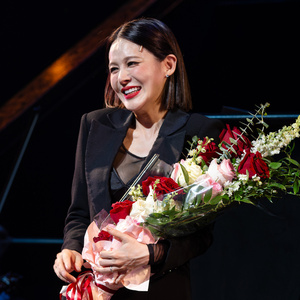 Photos/Video: Korean Pop Star Ivy Takes Her First Bows In CHICAGO On Broadway Photo