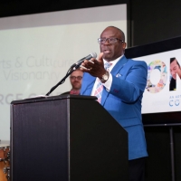 Artist George Gadson Receives Arts And Culture Visionary Award Video