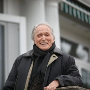 Dick Cavett to Lend His Voice to GENE & GILDA Off-Broadway Photo