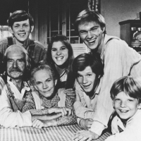THE WALTONS Cast Reunite Publicly For 50th Anniversary At The Hollywood Museum Photo