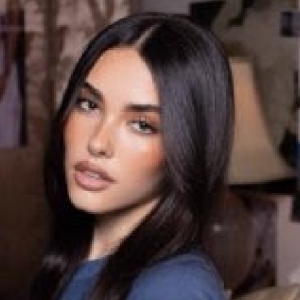 Madison Beer Wants to 'Make You Mine' on New Single Photo
