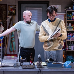 Review: MOTHER RUSSIA at Profile Theatre Photo