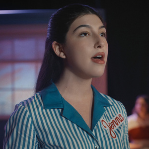 Exclusive: How WAITRESS Takes Center Stage in Netflix’s Heartbreaking New Movie Abo Photo