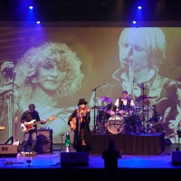 Fleetwood Gold Recreates Fleetwood Mac at Athens Theatre Video