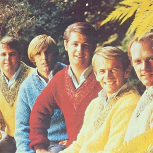 Exclusive: The 40 Greatest Songs by THE BEACH BOYS Ranked - The Perfect Playlist for…
