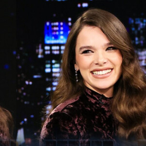 Hailee Steinfeld Talks Sinners Oscars Shoutout, New Motherhood Photo