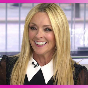 Video: Jane Krakowski on Taking Over as Mary Todd Lincoln in OH, MARY! Photo