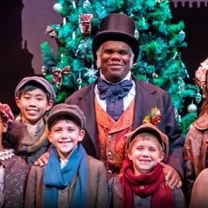 Review: A CHRISTMAS CAROL: A GHOST STORY FOR CHRISTMAS at Fords Theatre Photo