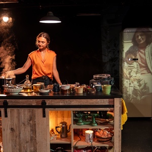 Review: MY ENGLISH PERSIAN KITCHEN, Soho Theatre Photo