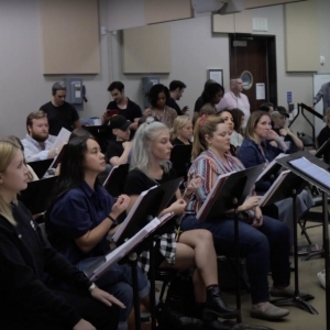 Video: See Kevin McAllister, Sally Wilfert, Sam Gravitte & More in Rehearsals for SWE Photo