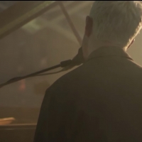 VIDEO: James Blake Performs 'The First Time Ever I Saw Your Face' on THE TONIGHT SHOW Video