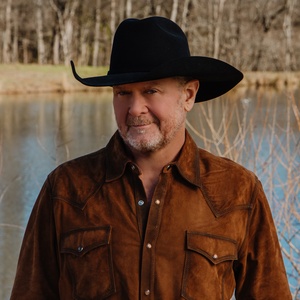 Tracy Lawrence to Embark on 2026 Headlining 'No Alibis Tour' Photo