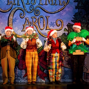 Review: CHRISTMAS CAROL GOES WRONG, Apollo Theatre Photo