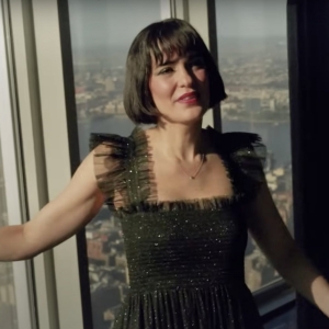 Video: Watch WICKEDs Alyssa Fox Perform The Wizard and I at the Empire State Building Photo