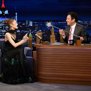 Video: Ariana Grande and Jimmy Fallon Sing WICKED, LITTLE SHOP OF HORRORS & More in D Photo