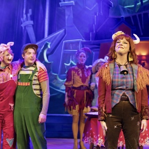Review: JACK AND THE BEANSTALK, Dundee Rep Photo