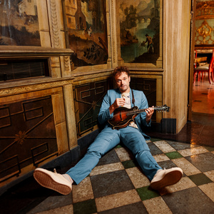 Chris Thile To Perform At McCarter Theatre October 18