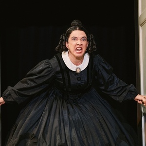 Maya Rudolph Extends Run in OH, MARY! on Broadway Photo