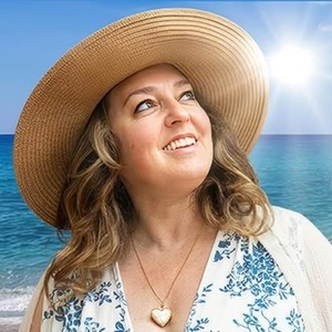SHIRLEY VALENTINE to be Presented at North Fourth Theatre This Spring and Summer Photo