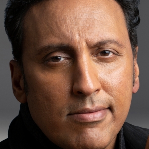 Interview: Aasif Mandvi’s Ready to Tackle His Character in WAITING FOR GODOT Photo