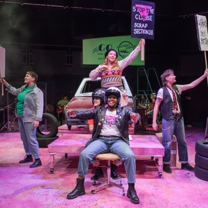 Review: GWENDA'S GARAGE, Southwark Playhouse