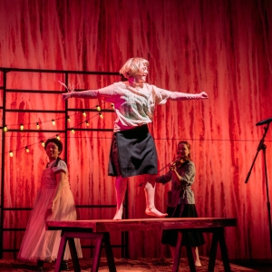 Review: SUNSET SONG at Edinburgh Lyceum Photo