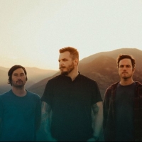 Thrice Release Acoustic Track 'Summer Set Fire to the Rain' Photo