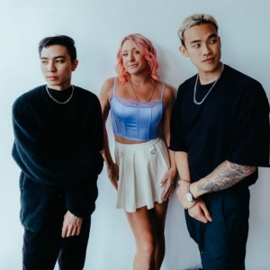 Myrne Reunites With Manila Killa and Vocalist Runn for 'Center of the World' Photo