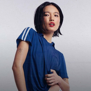 Chloe Qisha to Embark on First U.S. and Canadian Tour Video