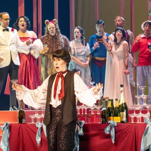 Vancouver Opera Kicks Off 65th Season With A Spectacular Production Of DIE FLEDERMAUS Photo