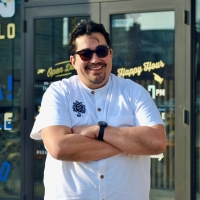 Iron Chef Jose Garces Partners with Wells Fargo Center on Debut of Garces Eats Photo