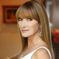 Jane Seymour to Star in and Co-Executive Produce HARRY WILD Photo