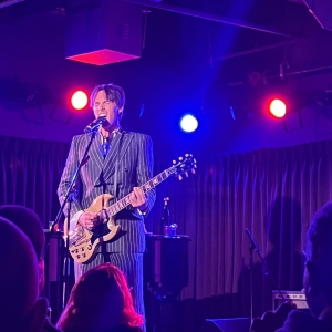 Review: REEVE CARNEY Offers Power And Comfort At The Green Room 42