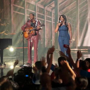 Video: The War And Treaty Perform Hey Driver AMERICAN IDOL Season Finale Photo