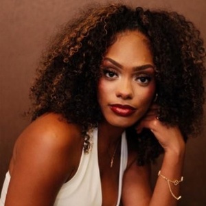 Hunter Foster to Direct THE BODYGUARD At John W. Engeman Theater; Cast and Creative Team A Photo